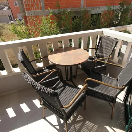 With A Parking Space - 3751 شقة