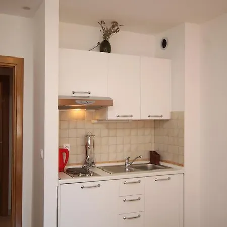 Apartamento With A Parking Space - 3751 Makarska
