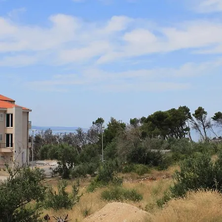 アパート With A Parking Space - 3751 *