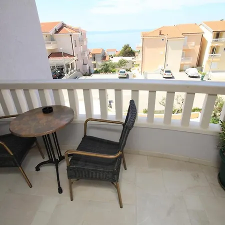 Apartamento With A Parking Space - 3751 Makarska
