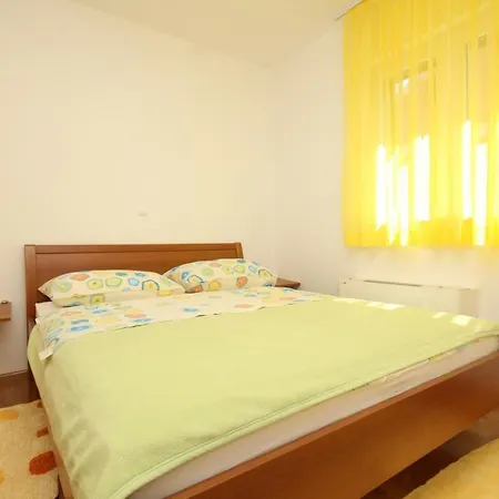 With A Parking Space - 3751 アパート