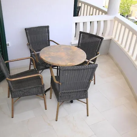 With A Parking Space - 3751